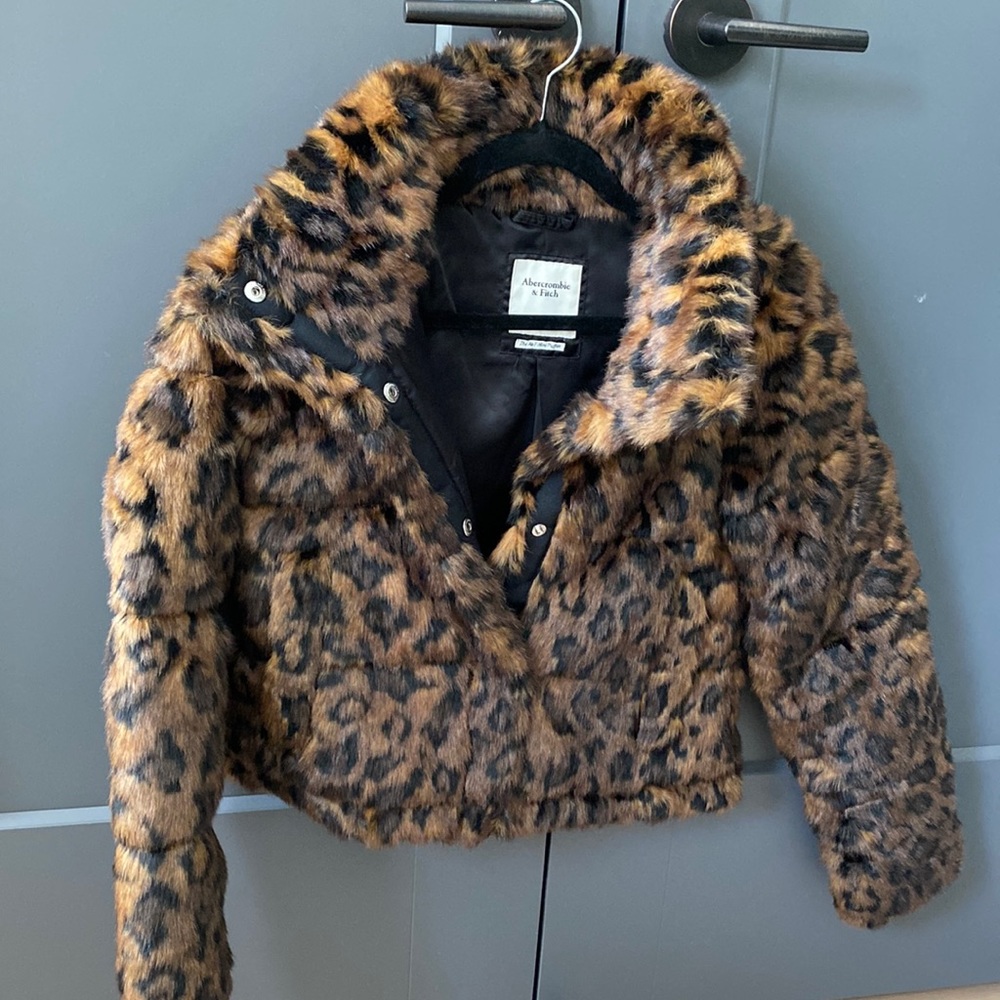 Abercrombie & Fitch Faux Fur Leopard Mini
